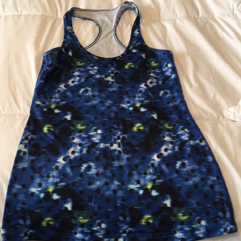 Lululemon tank